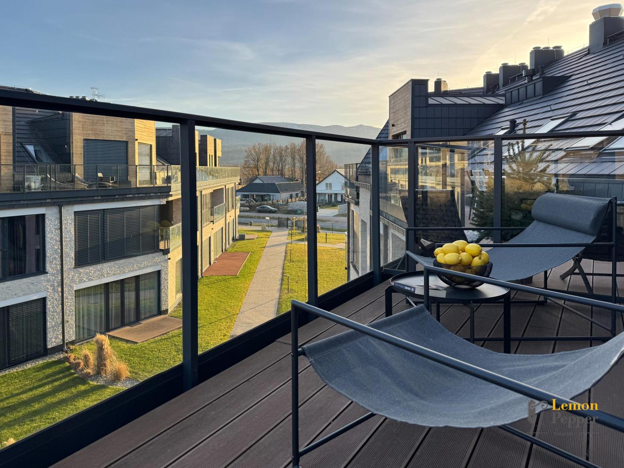 Apartament Krzysztofa Bochusa Єленя-Ґура Екстер'єр фото